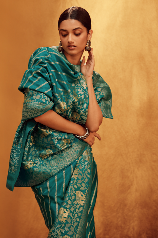 Soft Viscose Solid Saree with Blouse for Everyday Elegance