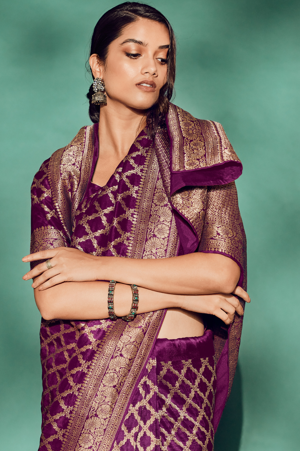 Classic Viscose Woven Solid Saree with Matching Blouse