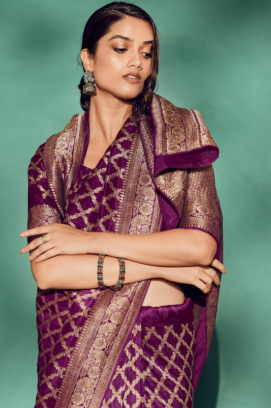 Classic Viscose Woven Solid Saree with Matching Blouse