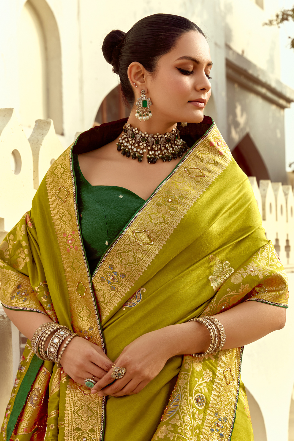Banarasi Silk Saree with Traditional Zari Weaving Elegance