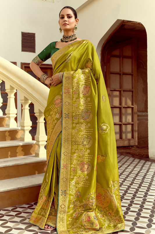 Banarasi Silk Saree with Traditional Zari Weaving Elegance
