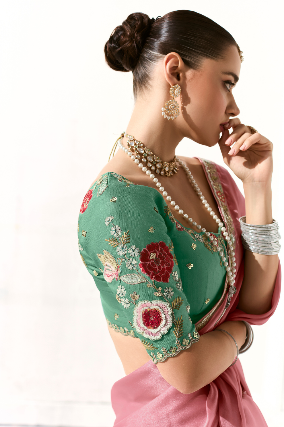 Tissue Silk Saree with Heavy Embroidered Border for Grand Occasions