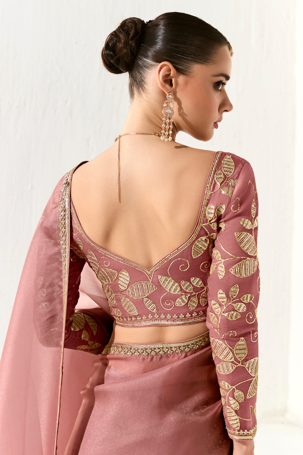 Tissue Silk Saree with Heavy Embroidered Border for Grand Occasions