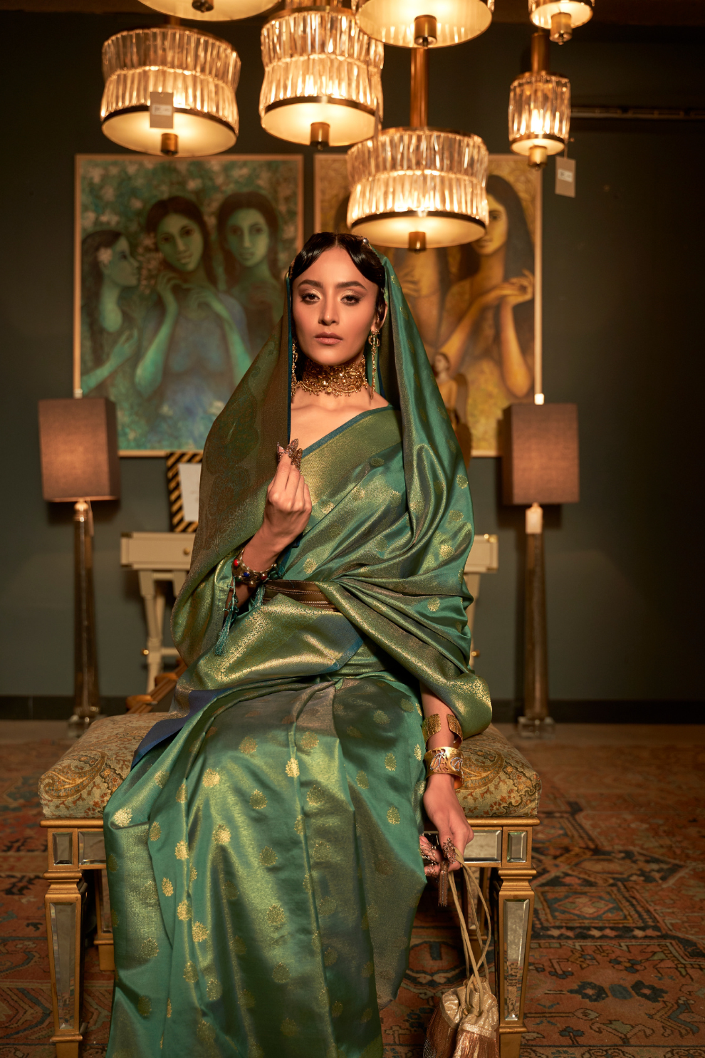 Zari Banarasi Saree with Ethnic Motifs Woven Design