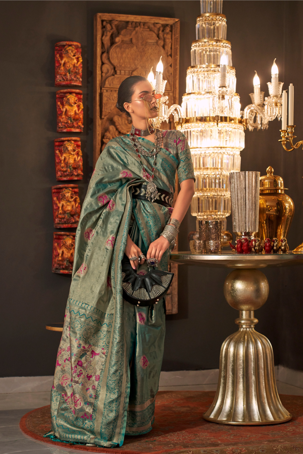 Elegant Silk Jacquard Saree with Handloom Weaving Craft