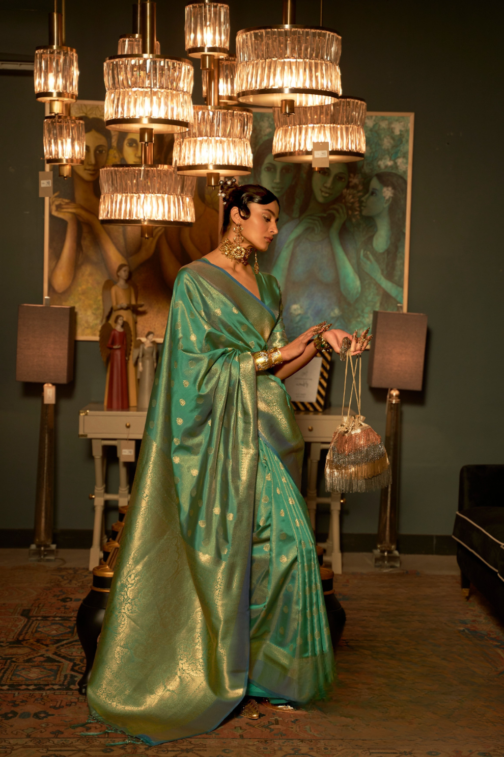 Zari Banarasi Saree with Ethnic Motifs Woven Design