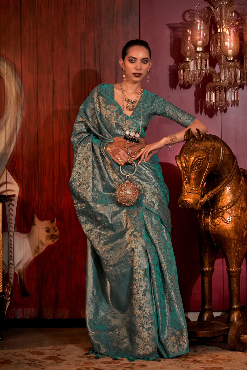 Zari Woven Banarasi Silk Blend Saree with Regal Detailing