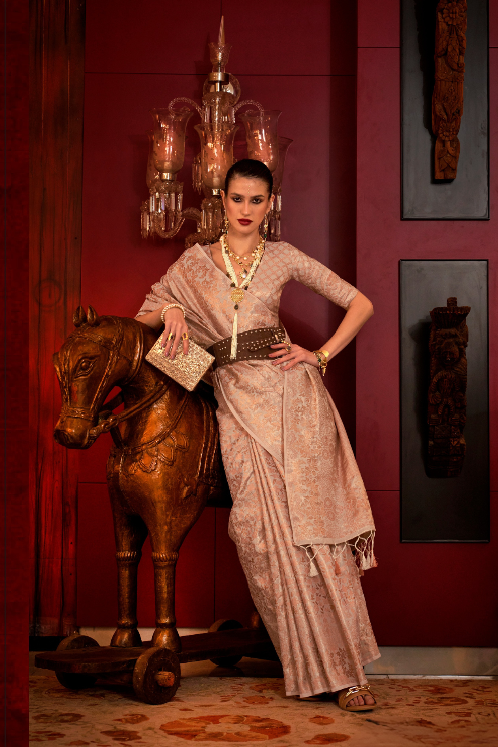 Zari Woven Banarasi Silk Blend Saree with Regal Detailing