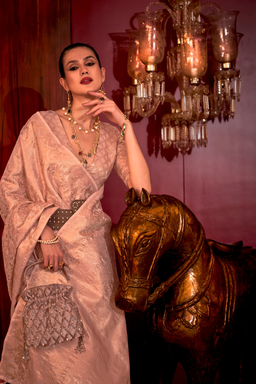 Zari Woven Banarasi Silk Blend Saree with Regal Detailing