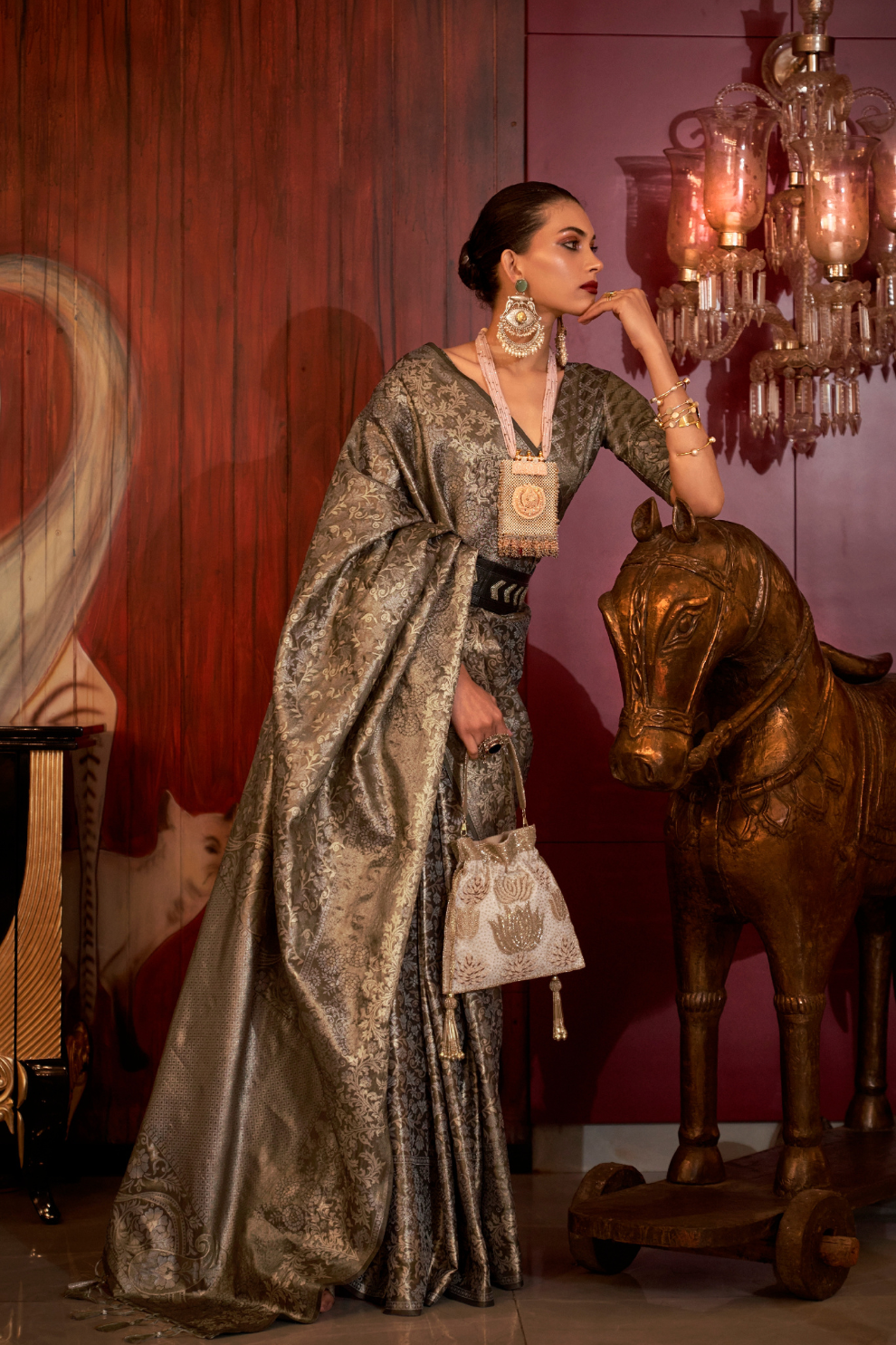 Zari Woven Banarasi Silk Blend Saree with Regal Detailing