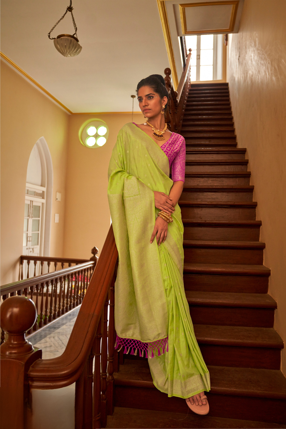 Nylon Crepe Saree with Zari Weaving for Festive Occasions