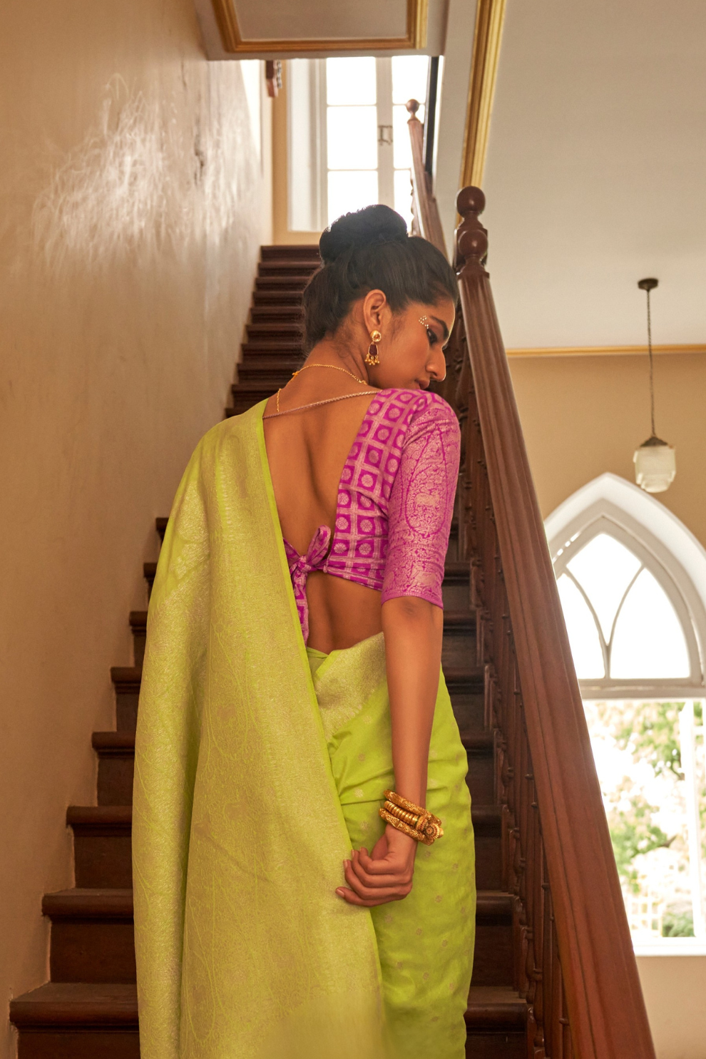 Nylon Crepe Saree with Zari Weaving for Festive Occasions