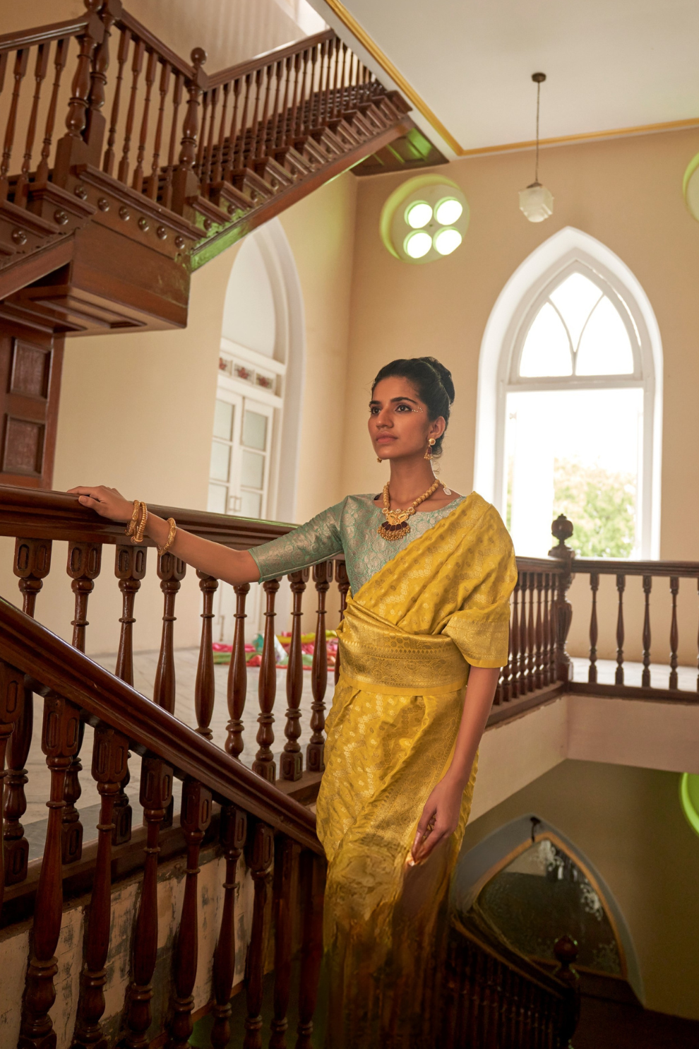 Nylon Crepe Saree with Zari Weaving for Festive Occasions