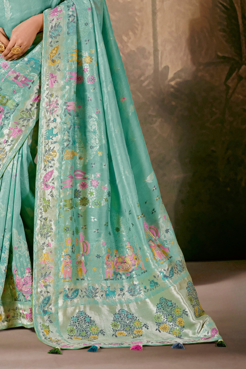 Trendy Paithani Saree with Rich Traditional Modern Fusion