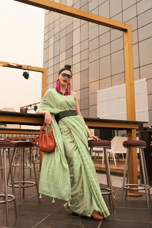 Zari Base Handloom Silk Saree with Elegant Traditional Weaving