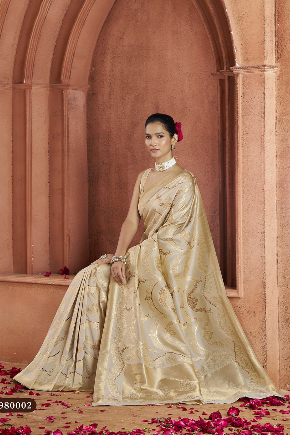 Pure Soft Banarasi Silk Saree with Traditional Weaving - LaVante Fashion