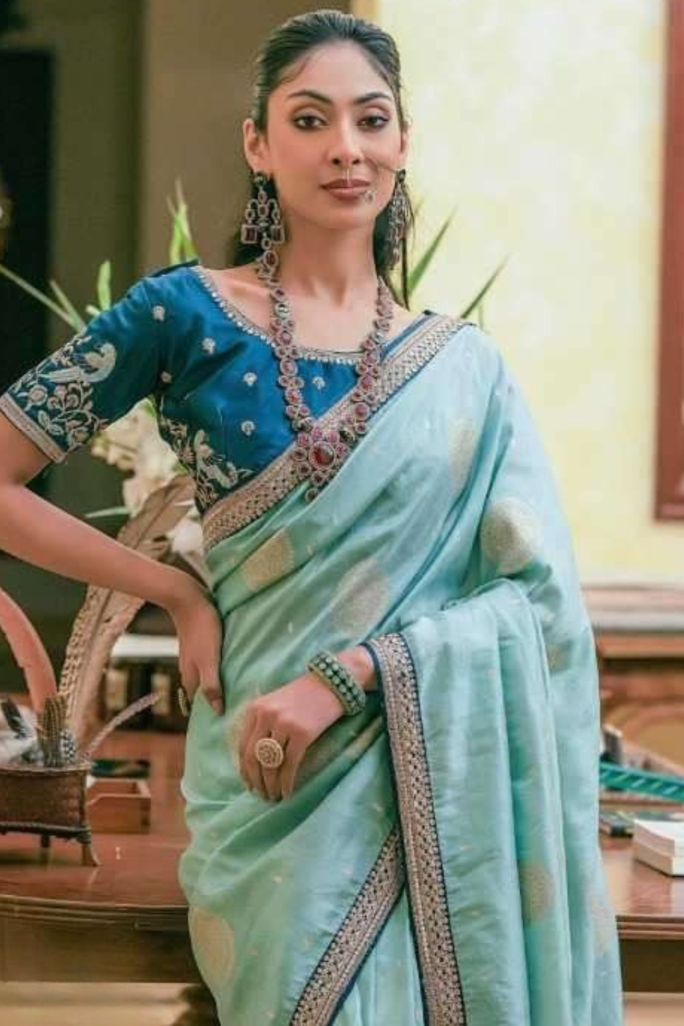 Pure Dola Silk Saree with Beautiful Lace Border - LaVante Fashion