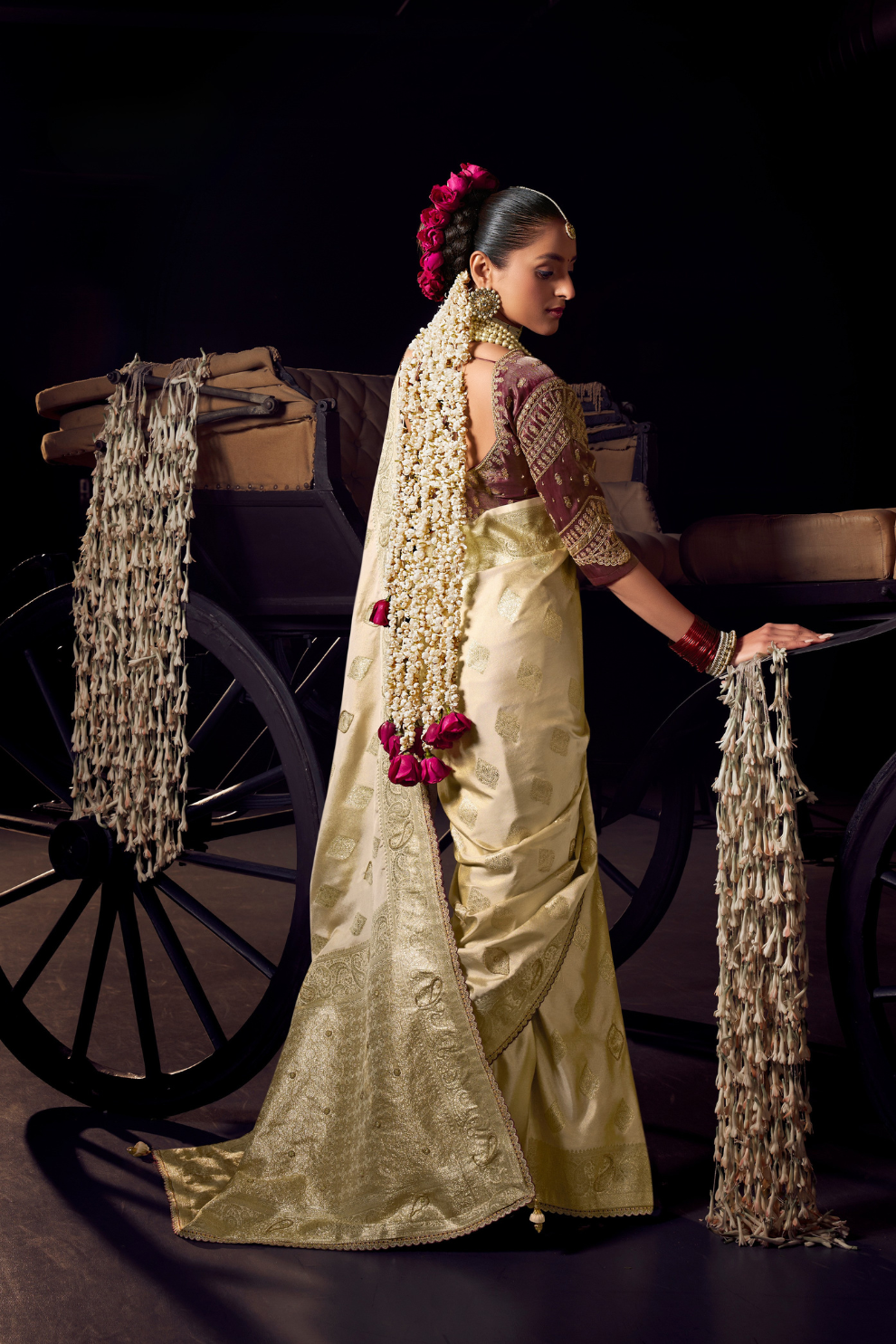 Pure Viscose Tissue Saree with Handworked Pallu and Contrast Designer - LaVante Fashion