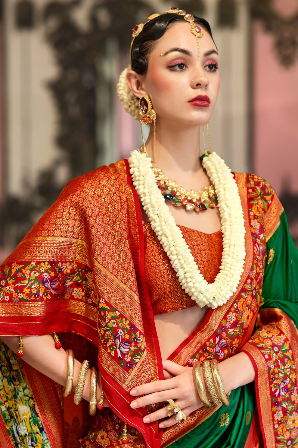 Super Banarasi P.V. Silk Saree with Jacquard Weaving Butti Work