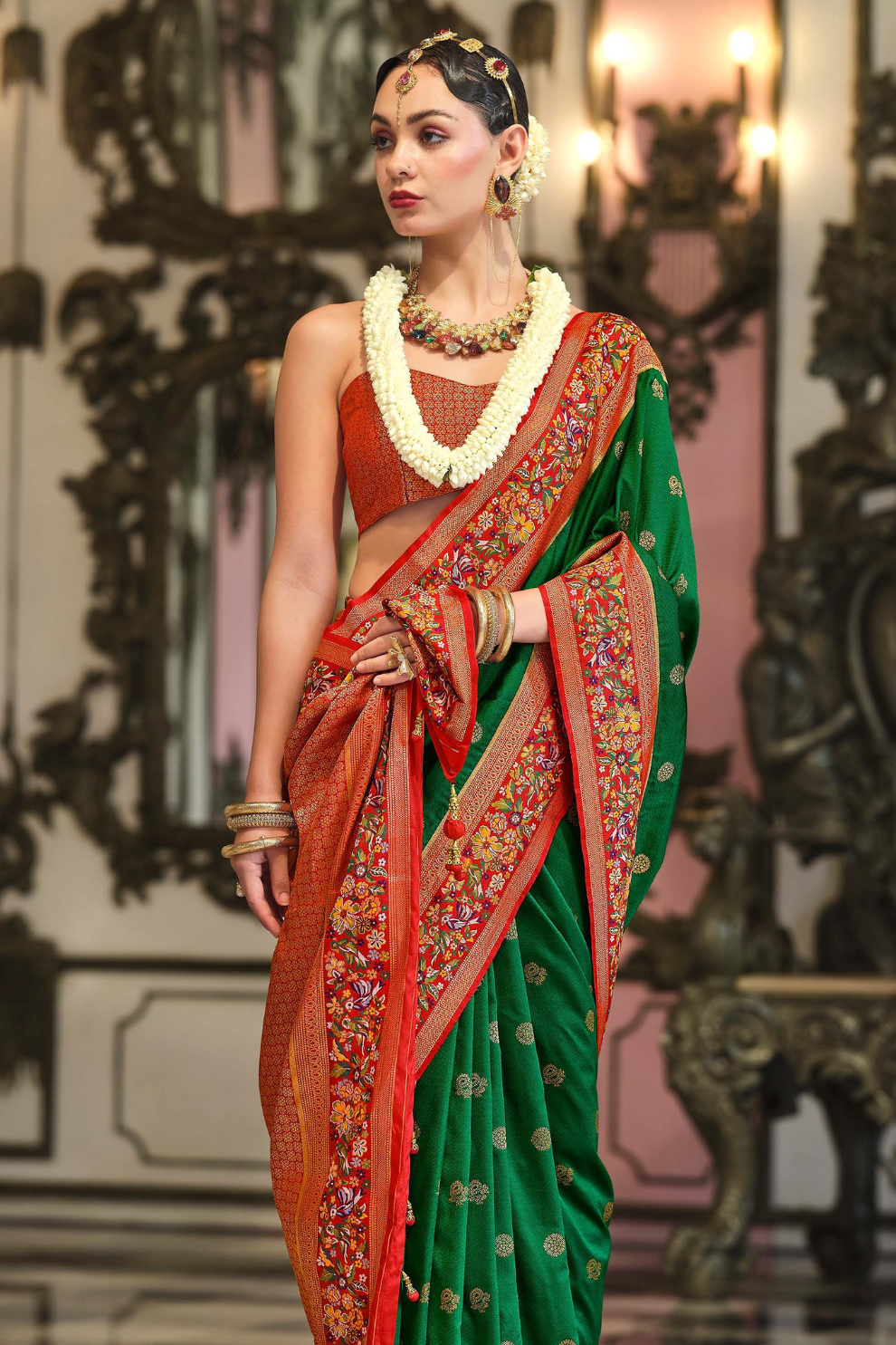 Super Banarasi P.V. Silk Saree with Jacquard Weaving Butti Work
