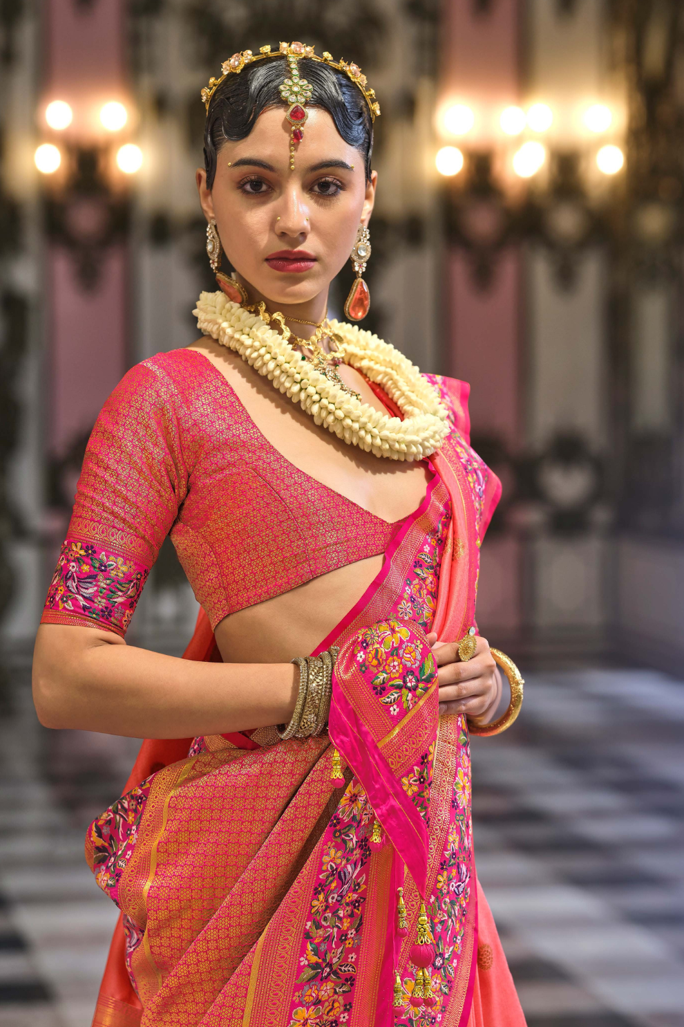 Super Banarasi P.V. Silk Saree with Jacquard Weaving Butti Work
