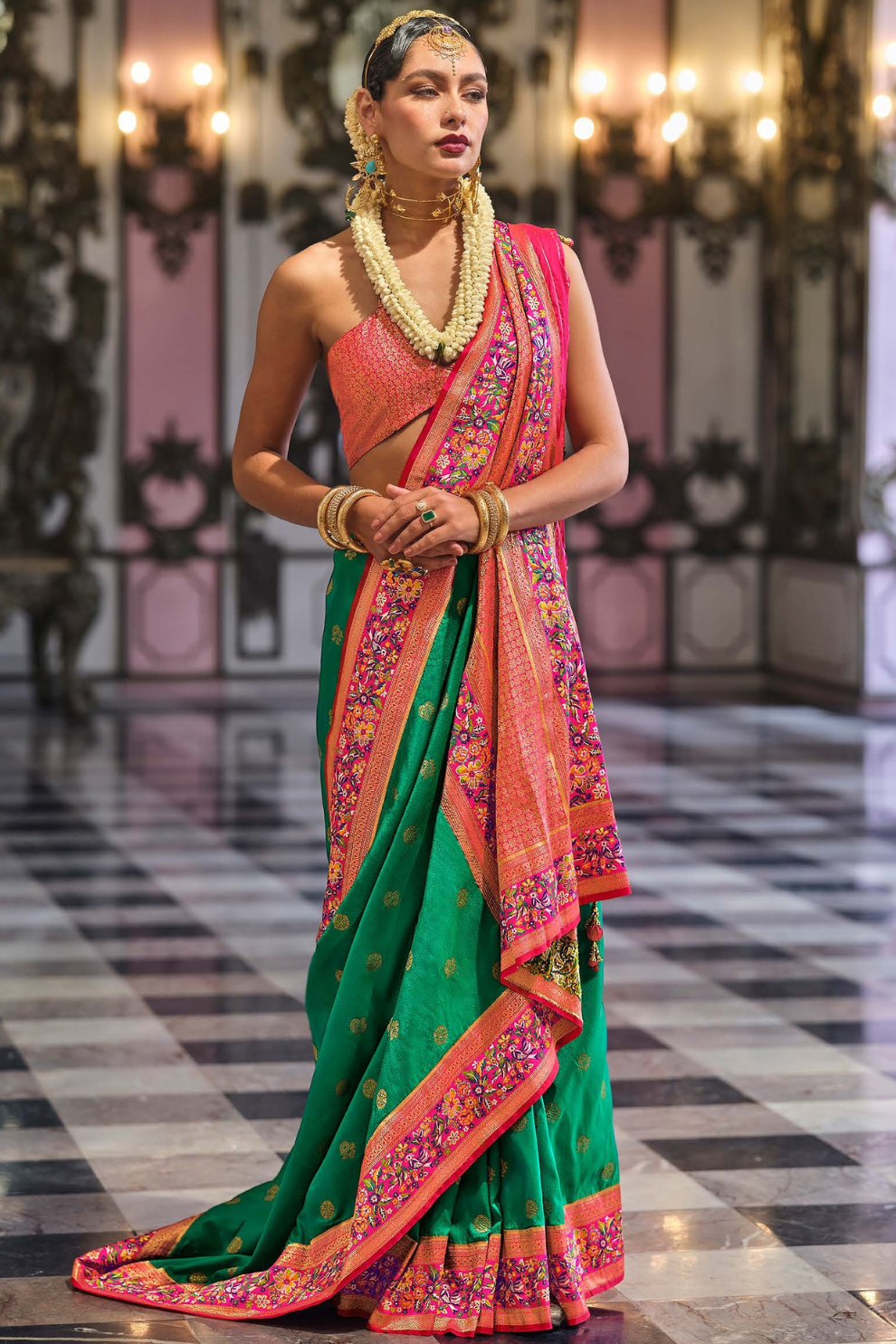 Super Banarasi P.V. Silk Saree with Jacquard Weaving Butti Work