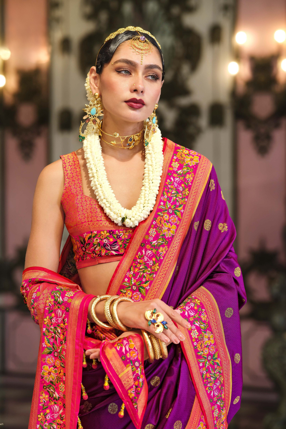 Super Banarasi P.V. Silk Saree with Jacquard Weaving Butti Work - LaVante Fashion