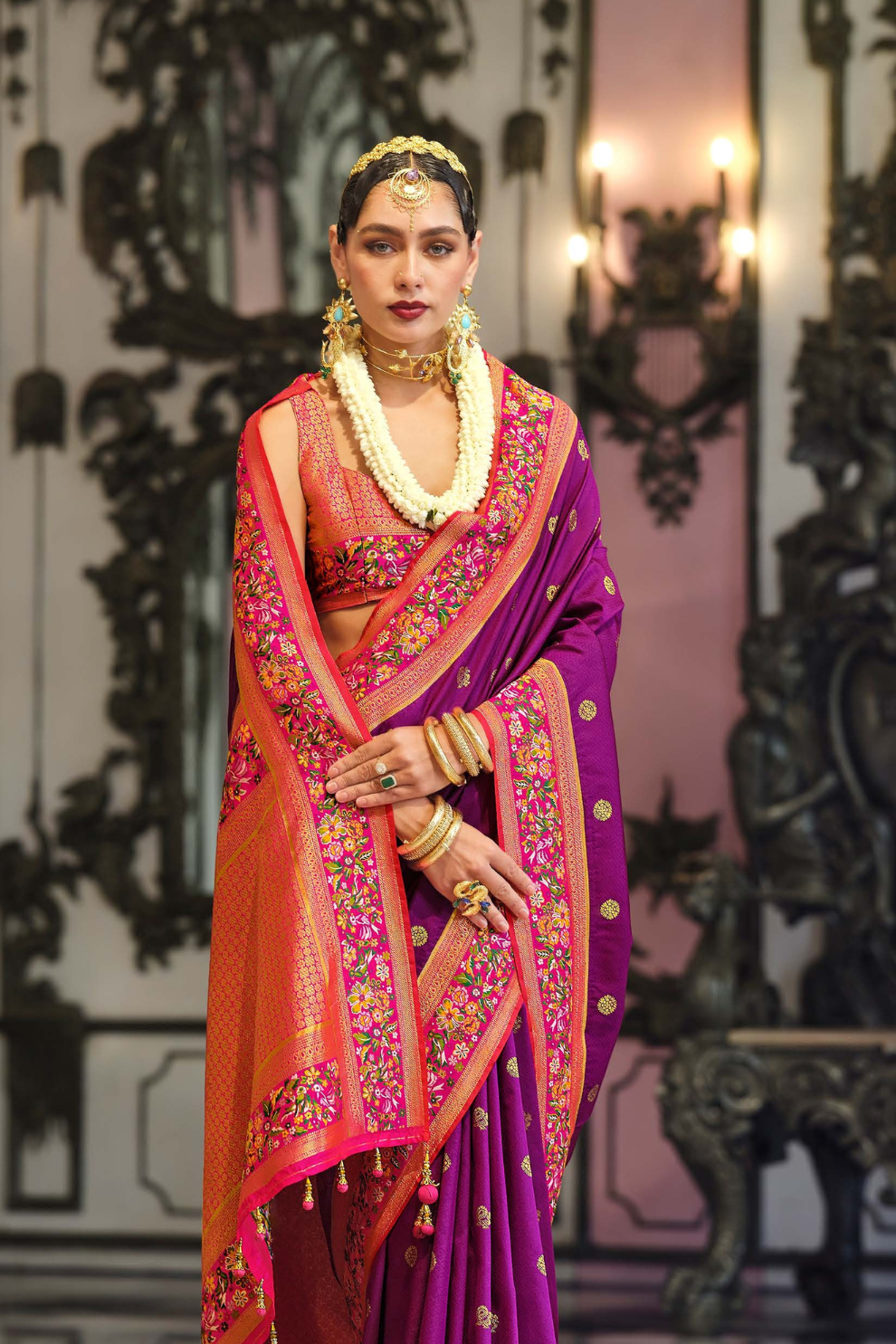 Super Banarasi P.V. Silk Saree with Jacquard Weaving Butti Work - LaVante Fashion